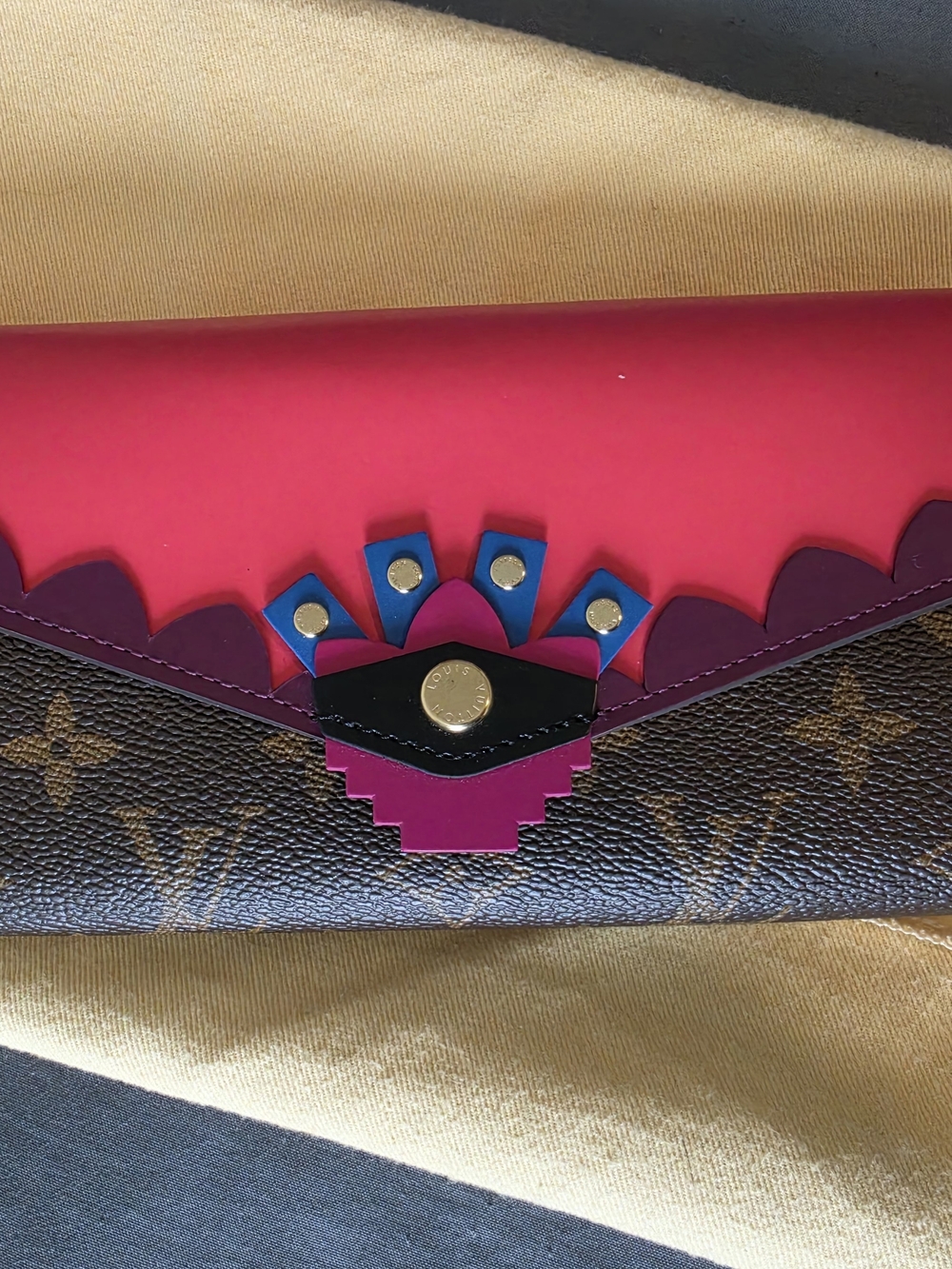 Totem Sarah Wallet